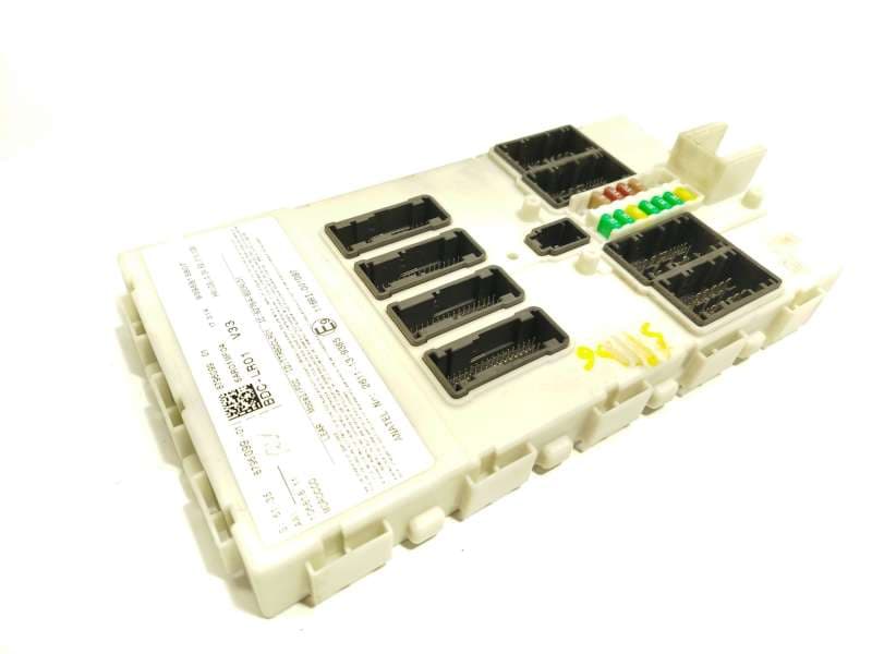 Recambio de caja reles / fusibles para mini mini (f55) one d referencia OEM IAM 61358796099 - Azul