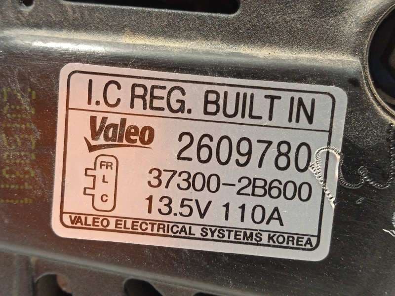 Recambio de alternador para hyundai ix35 1.6 cat referencia OEM IAM 373002B600  2609780 - Blanco 4