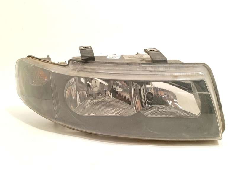 Recambio de faro derecho para seat toledo ii (1m2) 1.9 tdi referencia OEM IAM 1M2941016