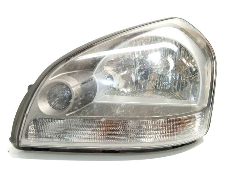 Recambio de faro izquierdo para hyundai tucson (jm) 2.0 crdi referencia OEM IAM 921032E020 - Plata
