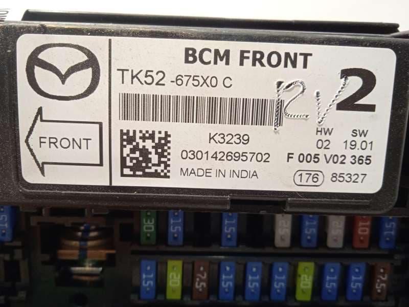 Recambio de caja reles / fusibles para mazda cx-5 (kf) 2.5 awd referencia OEM IAM TK52675X0C - Negro 5