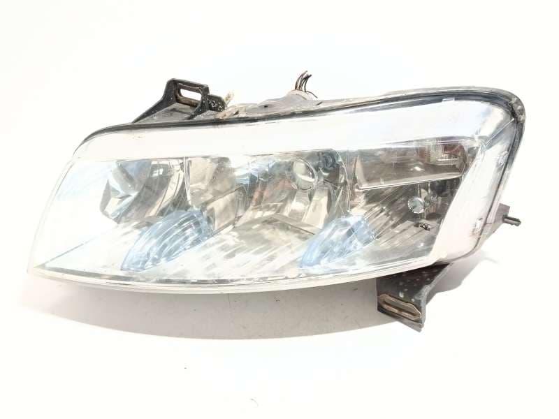Recambio de faro izquierdo para fiat stilo (192_) 1.9 jtd (192_xe1a) referencia OEM IAM 2