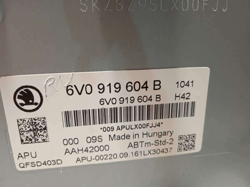 Recambio de pantalla multifuncion para skoda fabia 1.2 tsi referencia OEM IAM 6V0919604B - Azul 7