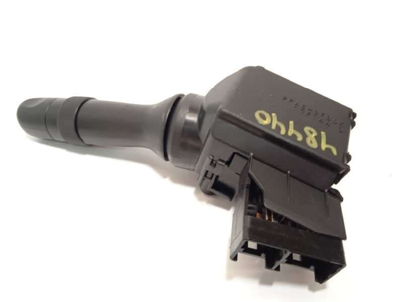 Recambio de mando limpia para toyota yaris 1.0 cat referencia OEM IAM 846520D190 3