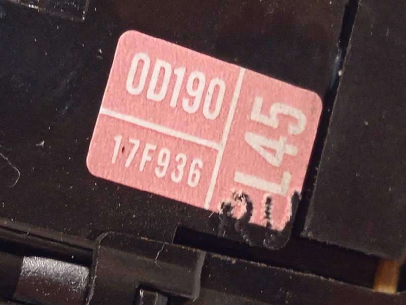 Recambio de mando limpia para toyota yaris 1.0 cat referencia OEM IAM 846520D190 4