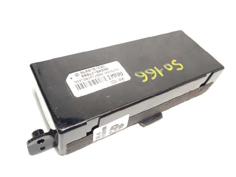 Recambio de antena para kia ceed 1.4 tgdi cat referencia OEM IAM 96240J7000 - Gris 2