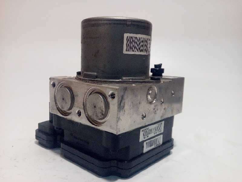 Recambio de abs para kia cee'd drive referencia OEM IAM 58920A2210 6158945200 A258920500 2