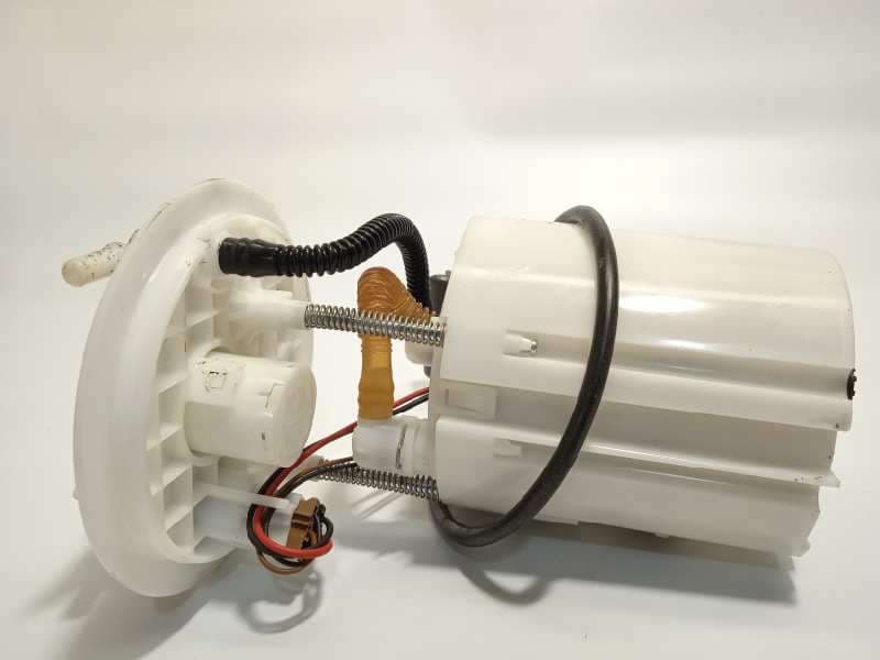Recambio de bomba combustible para kia rio basic referencia OEM IAM 311101R200 - Blanco 2