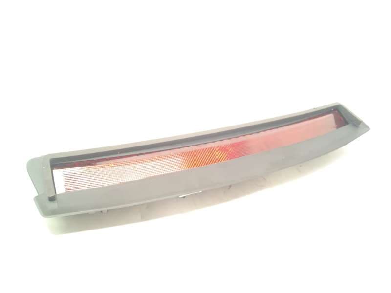 Recambio de luz central de freno para tesla model 3 ev referencia OEM IAM 161520200A - Blanco