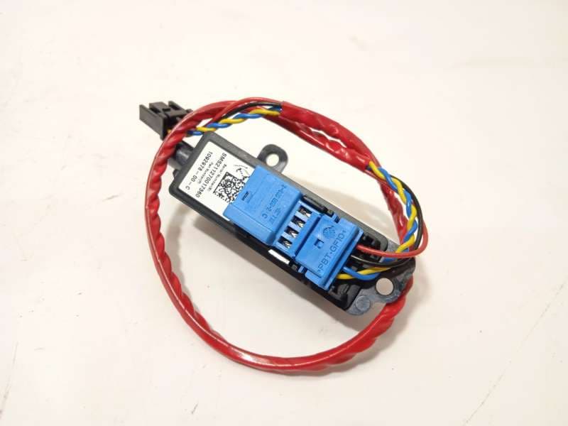 Recambio de modulo electronico para tesla model 3 ev referencia OEM IAM 109297800C - Blanco 2