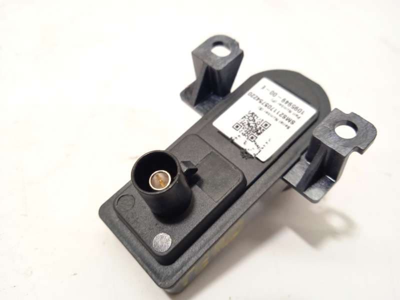 Recambio de modulo electronico para tesla model 3 ev referencia OEM IAM 109594900E - Blanco 2