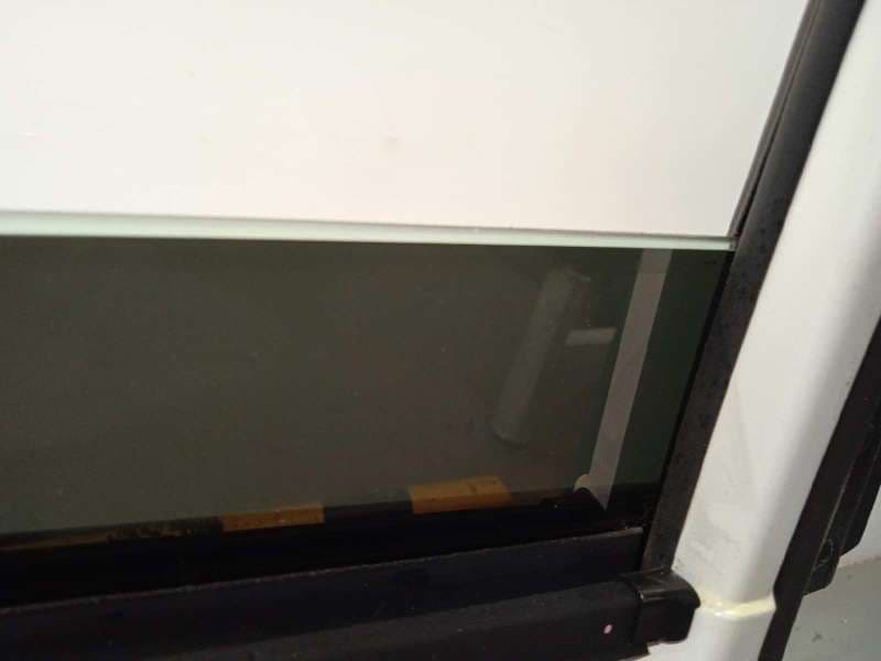 Recambio de puerta trasera izquierda para hyundai tucson referencia OEM IAM 77003D7000 - Blanco 5