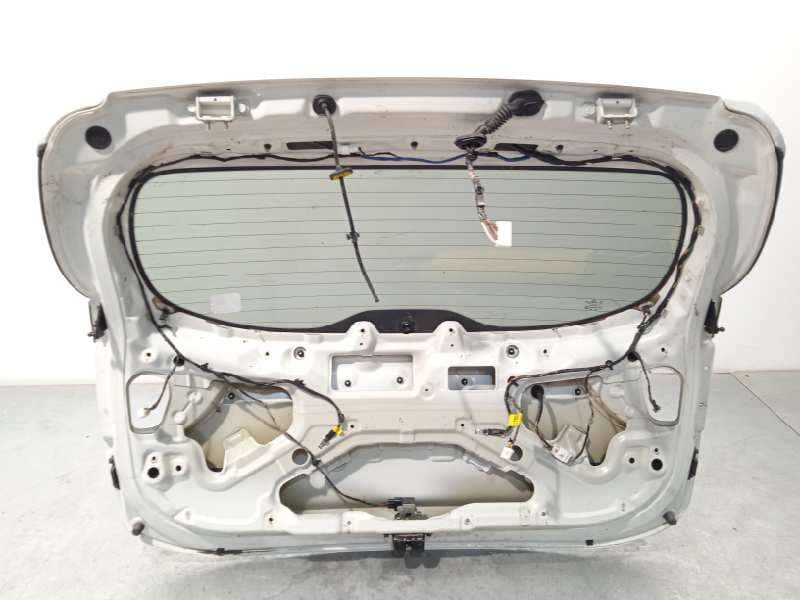 Recambio de porton trasero para kia carens ( ) concept referencia OEM IAM 73700A4040 - Blanco 5