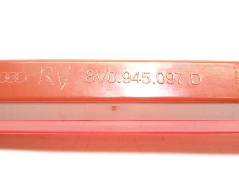 Recambio de luz central de freno para volkswagen taigo 1.0 referencia OEM IAM 8V0945097D 5