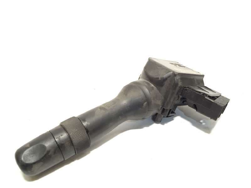 Recambio de mando limpia para toyota rav 4 (a3) d-4d cat referencia OEM IAM 4819017F462 3