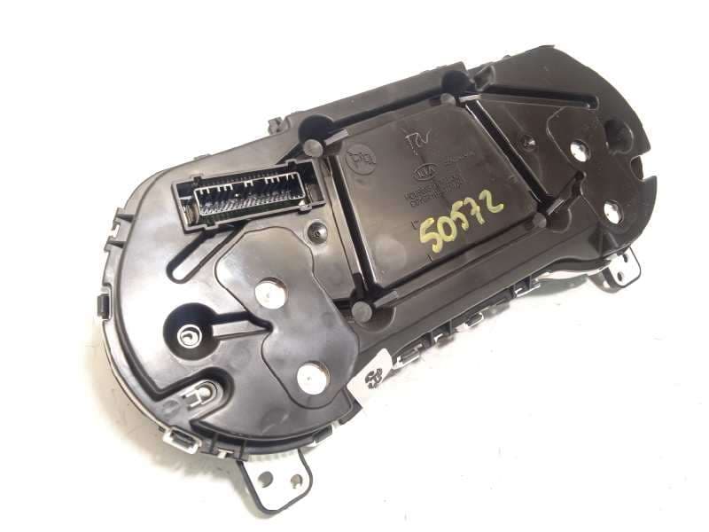 Recambio de cuadro instrumentos para kia sportage 1.6 cat referencia OEM IAM 94023F1320 - Blanco 4