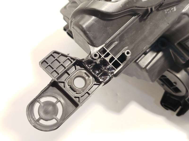 Recambio de faro izquierdo para citroën c4 iii 1.2 referencia OEM IAM 9830649480  73374697 7