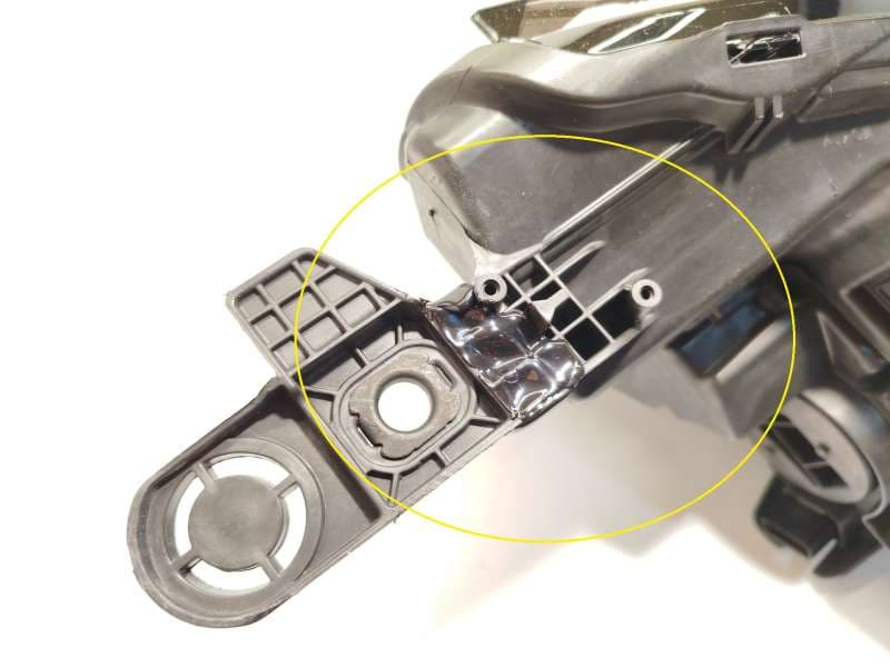 Recambio de faro izquierdo para citroën c4 iii 1.2 referencia OEM IAM 9830649480  73374697 5