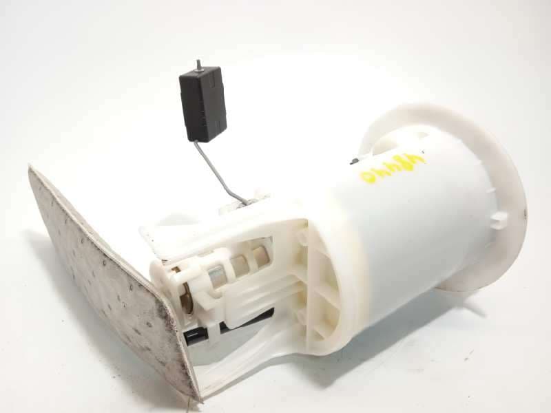 Recambio de bomba combustible para toyota yaris 1.0 cat referencia OEM IAM 777040D070 3