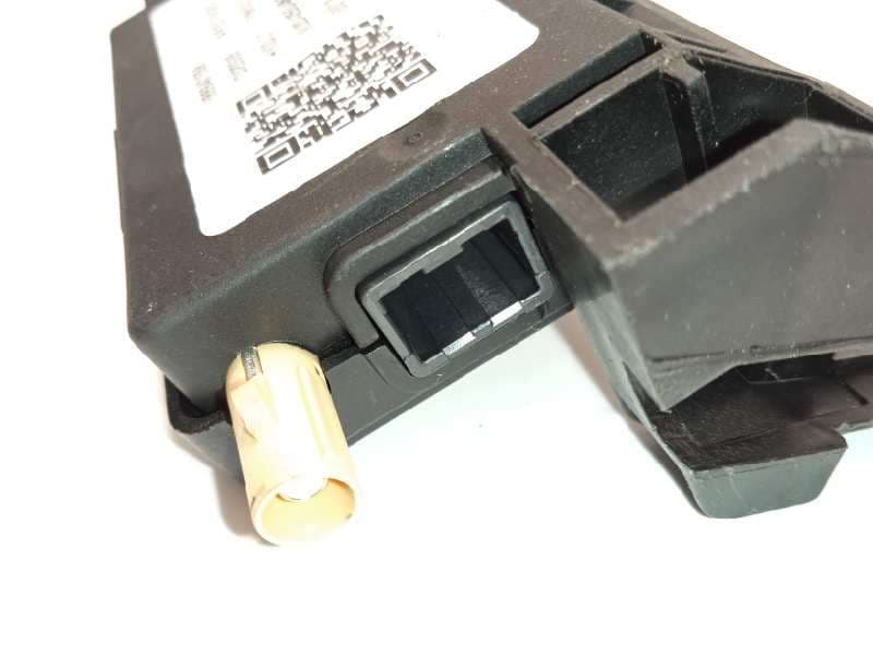 Recambio de modulo electronico para lynk & co 01 phev referencia OEM IAM 8889401558 - Negro 3