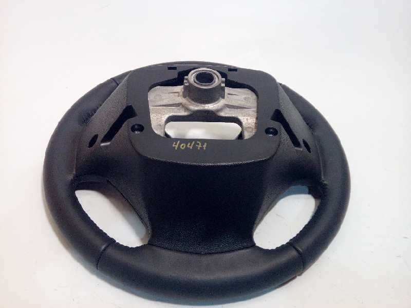 Recambio de volante para hyundai i10 1.0 cat referencia OEM IAM 56110B9100PYN - Blanco 3