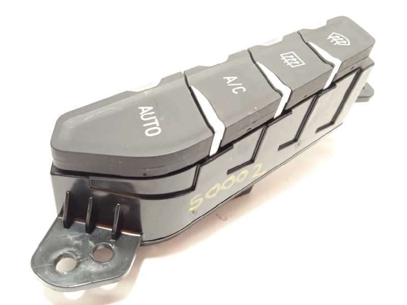 Recambio de mando multifuncion para lynk & co 01 phev referencia OEM IAM 8890493657 - Negro
