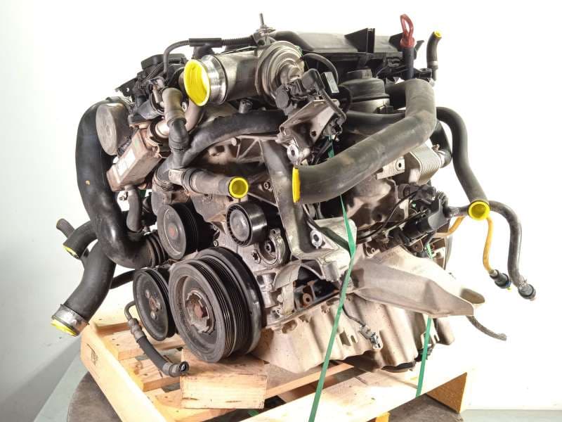 Recambio de despiece motor para bmw 1 (e87) 118 d referencia OEM IAM 204D4 - Negro