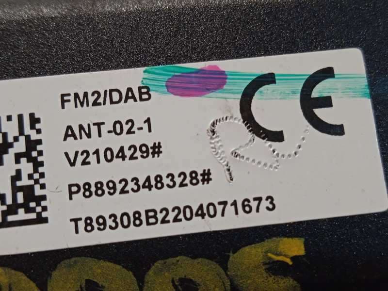 Recambio de antena para lynk & co 01 phev referencia OEM IAM 8892348328  P8892348328 - Negro 5