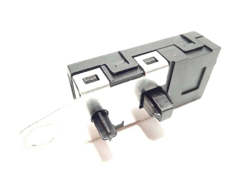 Recambio de antena para lynk & co 01 phev referencia OEM IAM 8891308050  P8891308050 - Negro 2