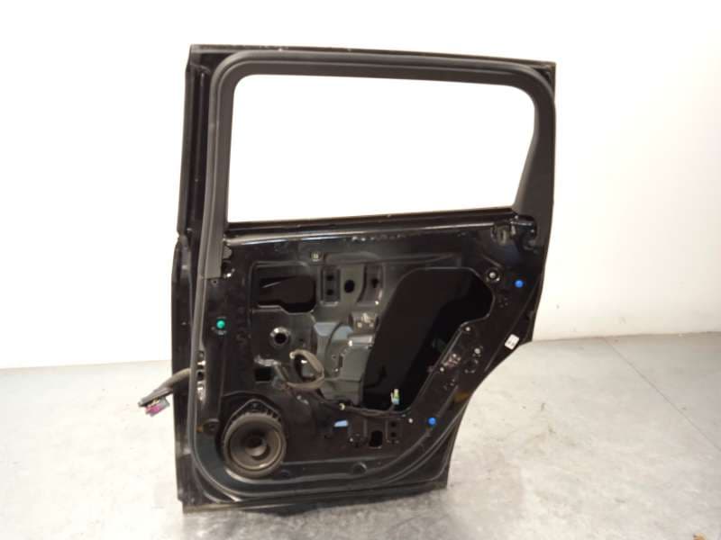 Recambio de puerta trasera derecha para chevrolet orlando lt referencia OEM IAM 95242607 - Negro 4