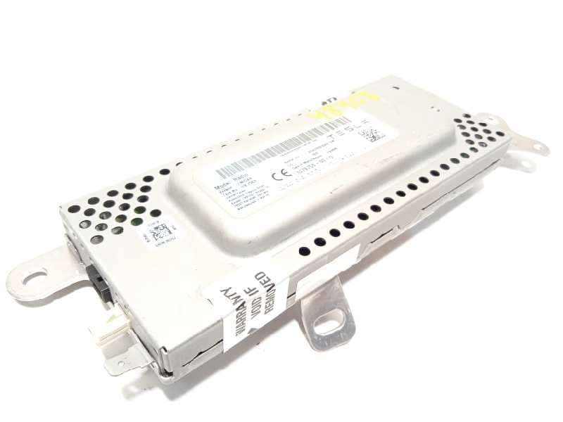 Recambio de modulo electronico para tesla model 3 referencia OEM IAM 107975500D - Blanco