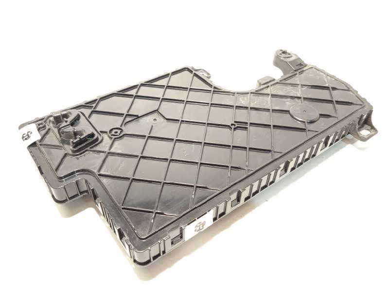 Recambio de caja reles / fusibles para tesla model 3 referencia OEM IAM 107867332L - Blanco 3