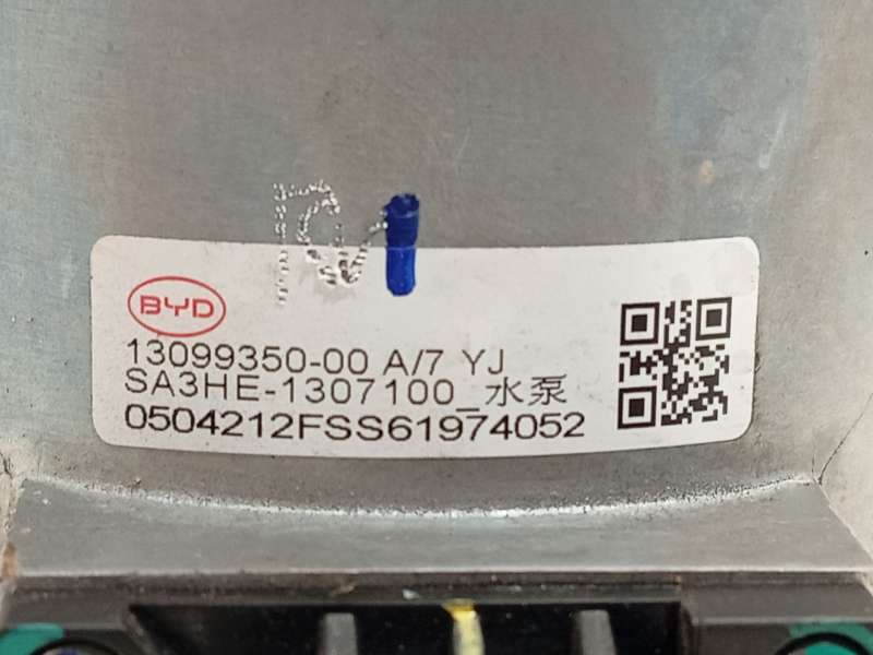 Recambio de bomba agua para byd seal u dm-i referencia OEM IAM SA3HE1307100  1309935000 6