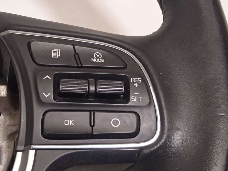 Recambio de volante para kia sportage 1.6 cat referencia OEM IAM 56110F1130SA1 - Blanco 2