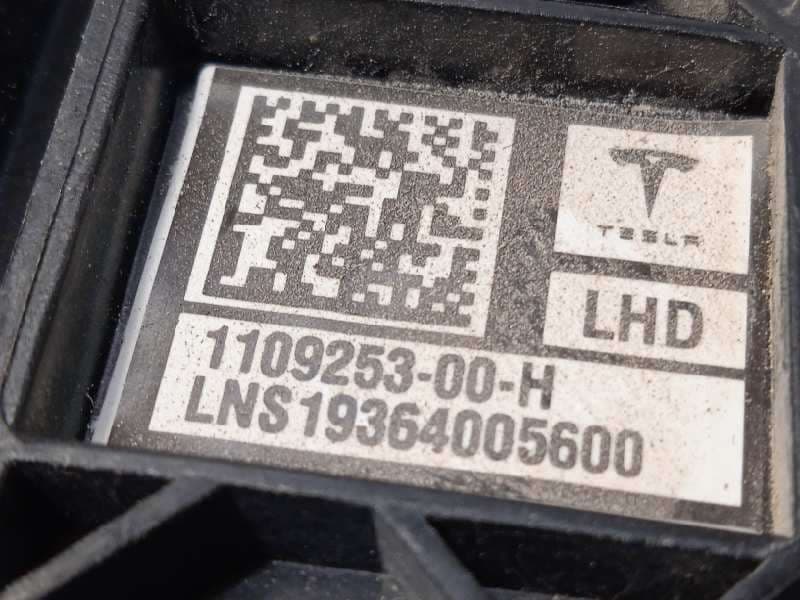 Recambio de embellecedor para tesla model 3 referencia OEM IAM 110043700E 110925300H - Blanco 5