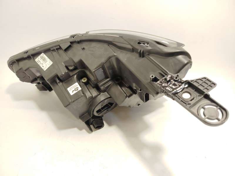 Recambio de faro derecho para citroën c4 iii 1.2 referencia OEM IAM 9830649280  73374698 4