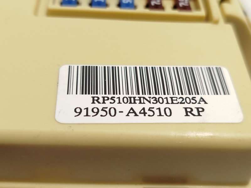 Recambio de caja reles / fusibles para kia carens iv 1.6 gdi referencia OEM IAM 91950A4510 - Verde 2