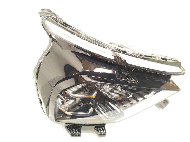 Recambio de faro derecho para citroën c4 iii 1.2 referencia OEM IAM 9830649280  73374698 2