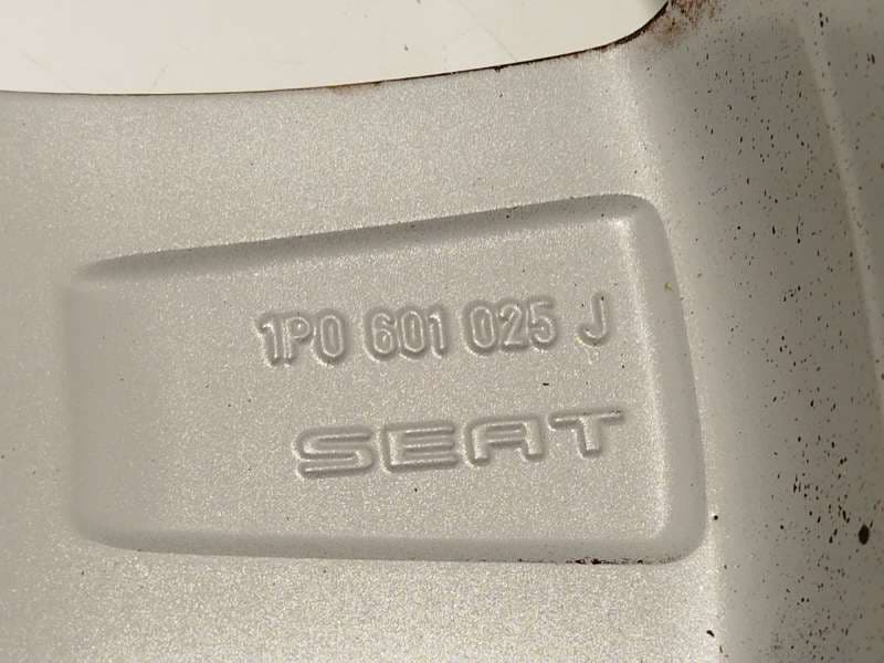 Recambio de llanta para seat leon (1p1) 1.9 tdi referencia OEM IAM 1P0601025J72V 6