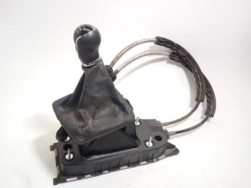 Recambio de palanca cambio para seat leon st (5f8) 2.0 tdi referencia OEM IAM 5Q0711049AQ - Negro
