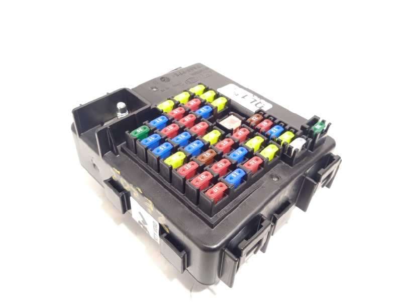 Recambio de caja reles / fusibles para kia sportage 1.6 cat referencia OEM IAM 91950D98A0 - Blanco