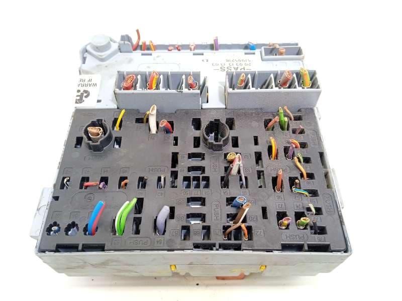 Recambio de caja reles / fusibles para citroën nemo 1.3 hdi fap referencia OEM IAM 51905216 - Blanco 3