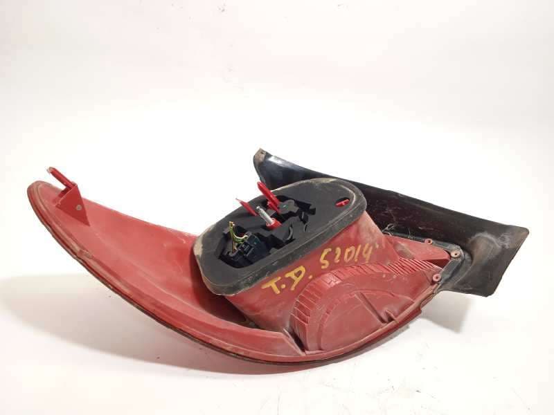 Recambio de piloto trasero derecho para peugeot 206+ básico referencia OEM IAM 6351GV 4