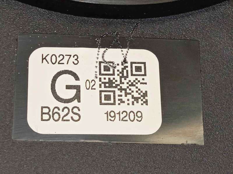 Recambio de volante para mazda cx-5 2.0 cat referencia OEM IAM K0273G02 - Blanco 5