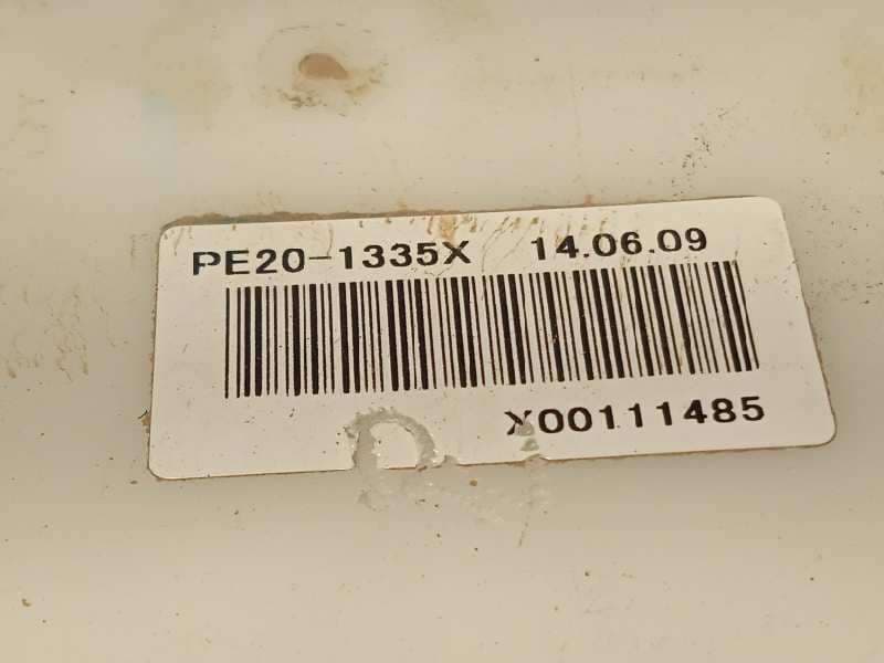 Recambio de bomba combustible para mazda 3 lim. () 2.0 cat referencia OEM IAM PE201335X - Blanco 4