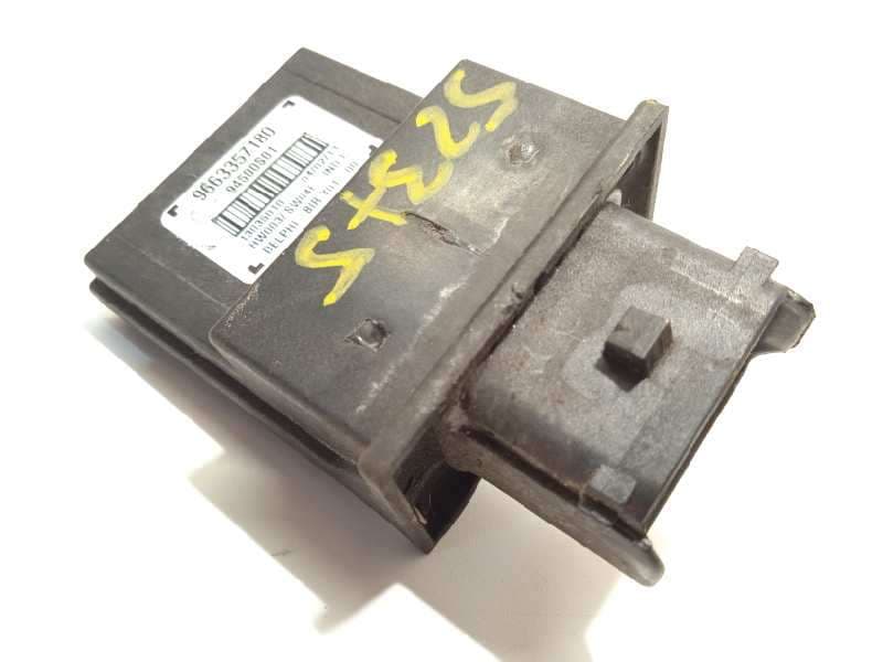Recambio de modulo electronico para peugeot 5008 allure referencia OEM IAM 9663357180 - Gris