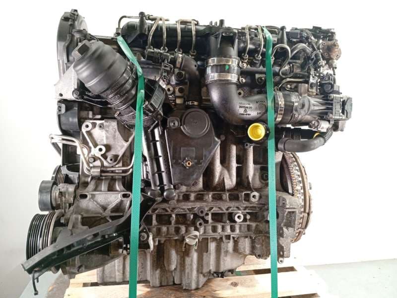 Recambio de despiece motor para volvo s60 ii (134) d3 referencia OEM IAM D5204T2