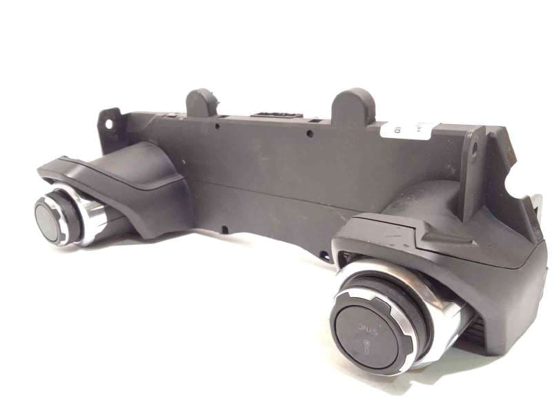 Recambio de mando climatizador para lynk & co 01 phev referencia OEM IAM 8893304828 - Negro 2