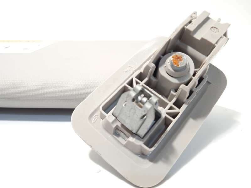 Recambio de parasol derecho para citroën c3 origins referencia OEM IAM 98100807BJ - Blanco 4