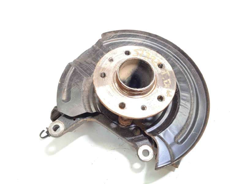 Recambio de mangueta trasera derecha para renault captur ii referencia OEM IAM NOREF - Blanco 3